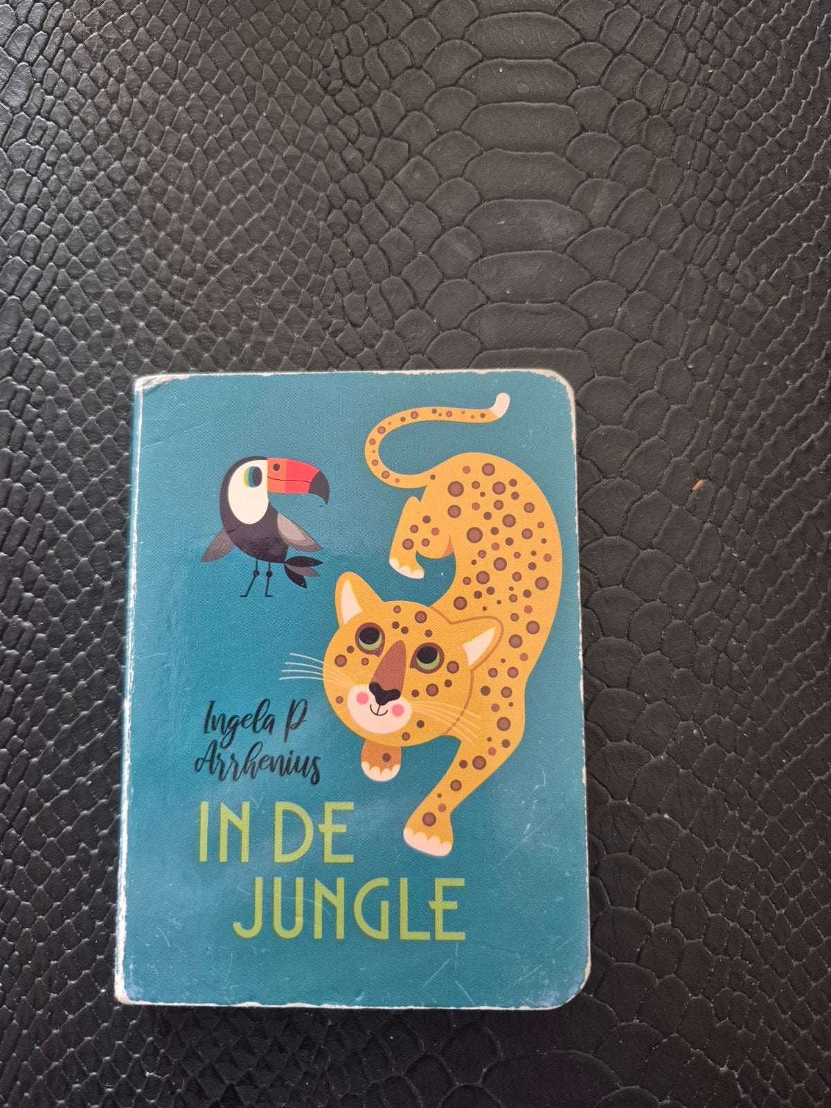 In de Jungle, Ophalen of Verzenden, Zo goed als nieuw