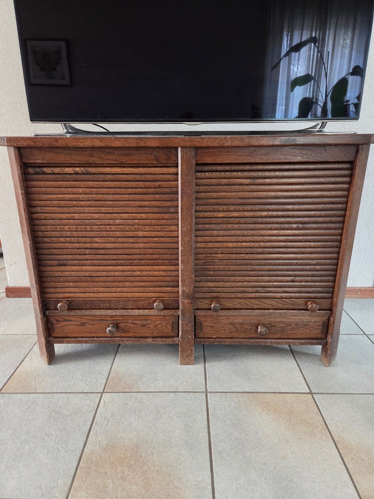 Vintage houten TV kast (110 breed x 77 hoog x 50cm diep), Ophalen