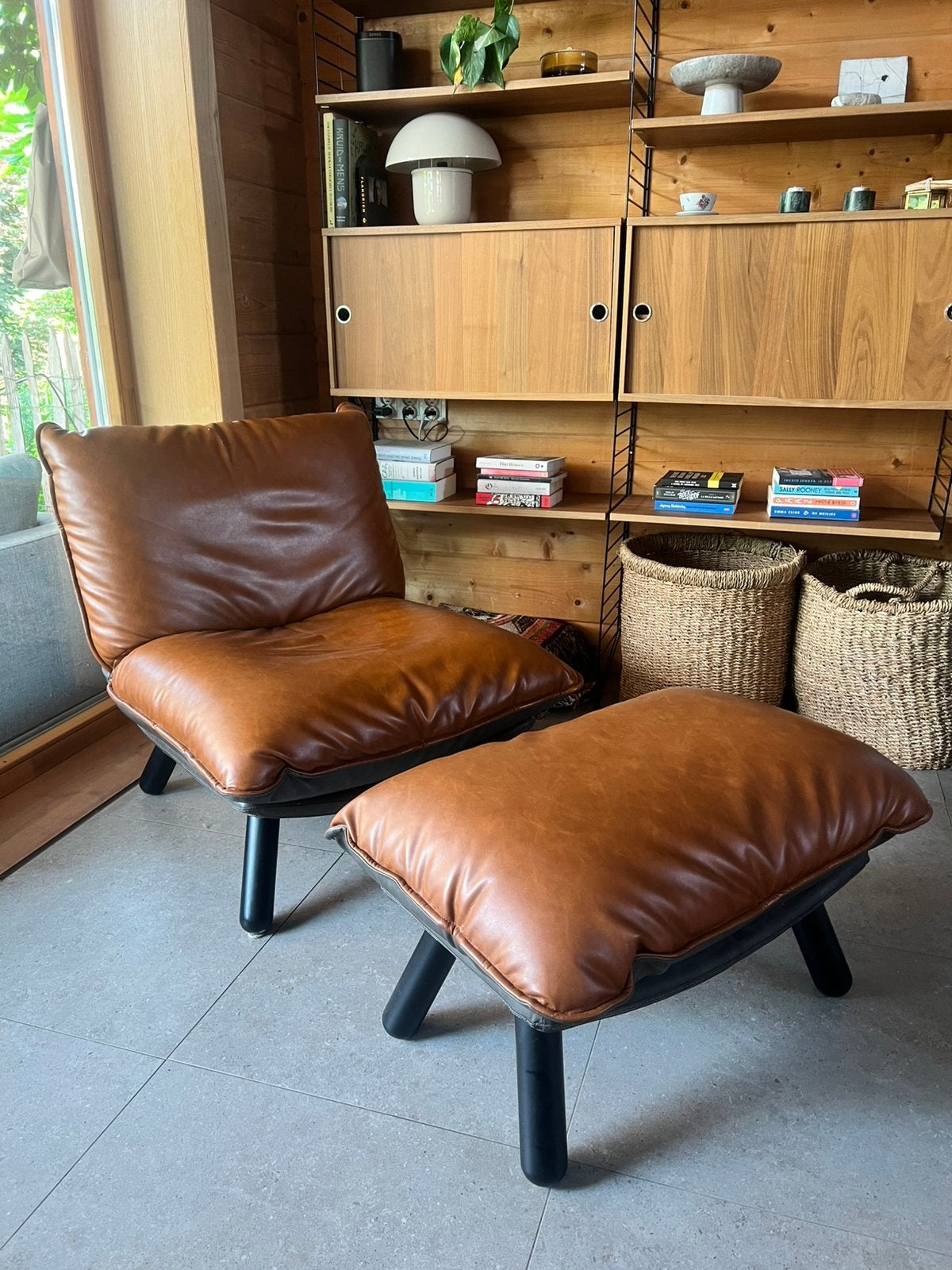 Zuiver lazy sack fauteuil en hocker, Huis en Inrichting, Fauteuils, Zo goed als nieuw, Leer, 75 tot 100 cm, Ophalen