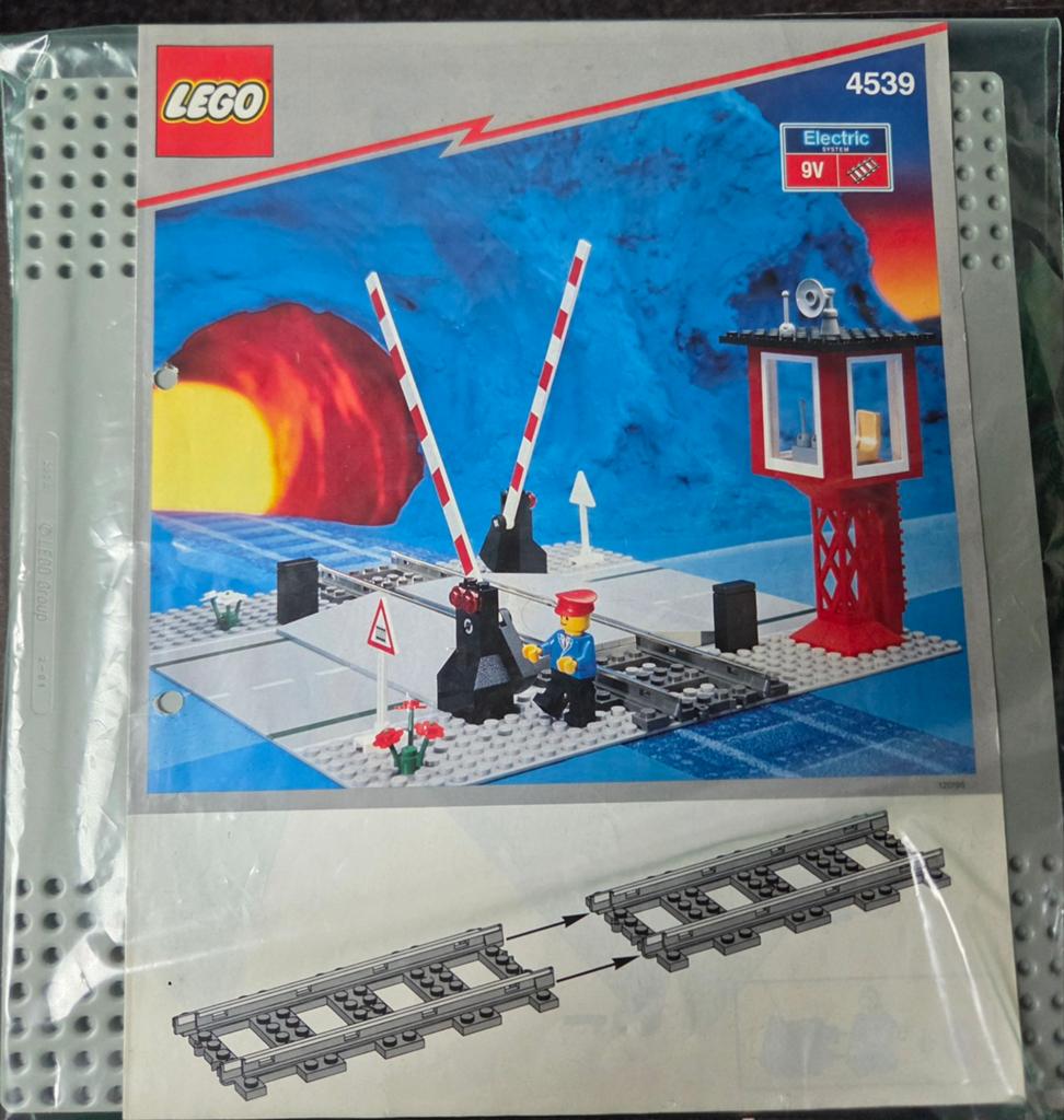 Lego 4539 Spoorwegovergang 9V Electric System, Overige thema's, Lego, Compleet, Ophalen of Verzenden