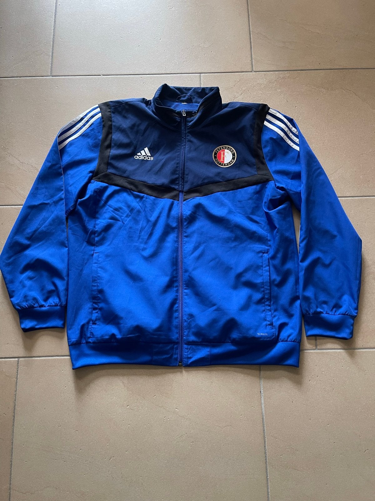 Adidas Feyenoord Trainingsjack - Maat XL, Ophalen of Verzenden, Voetbal, Gedragen, Maat 48/50 (M)