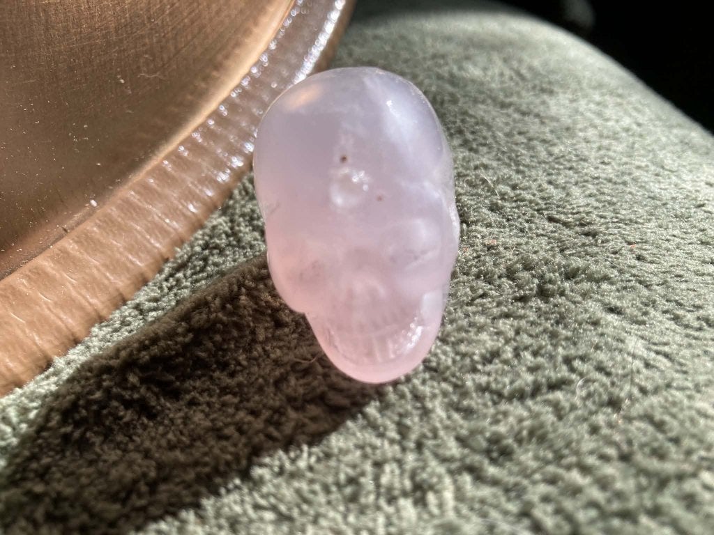 Kristallen Schedel lila Fluoriet Regenboog Maansteen 3e oog, Ophalen of Verzenden, Mineraal