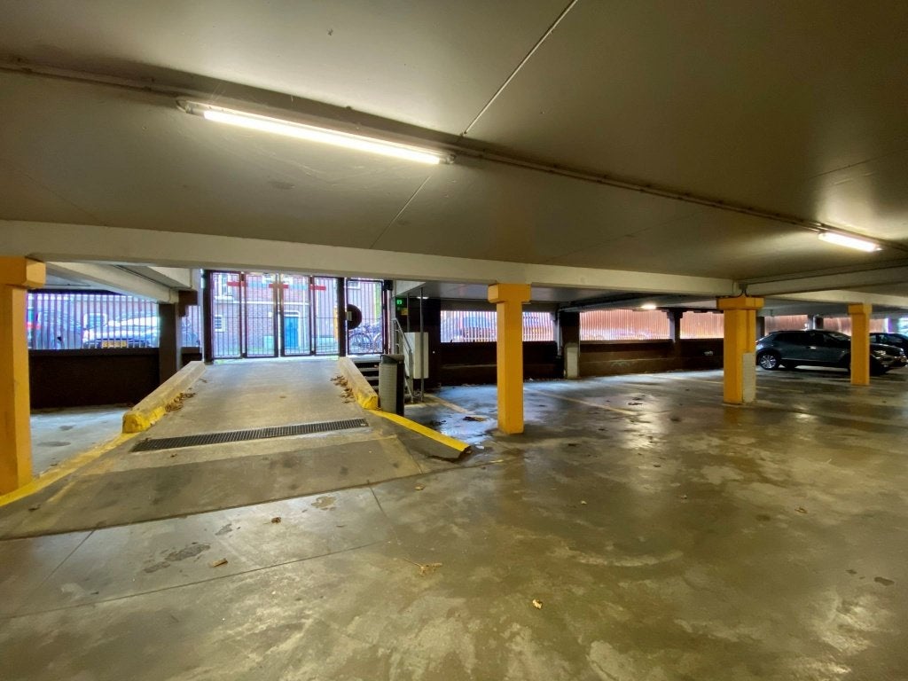 Te huur parkeerplaats Amsterdam Oost OLVG-Oost (1091 HP)
