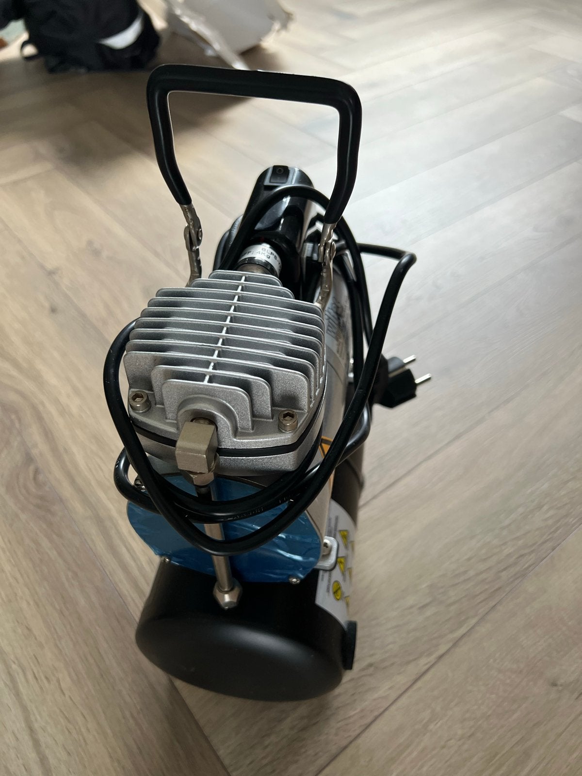 Wiltec AF186 Compressor - Zo goed als nieuw, Ophalen, 6 tot 10 bar, Zo goed als nieuw, Minder dan 200 liter/min