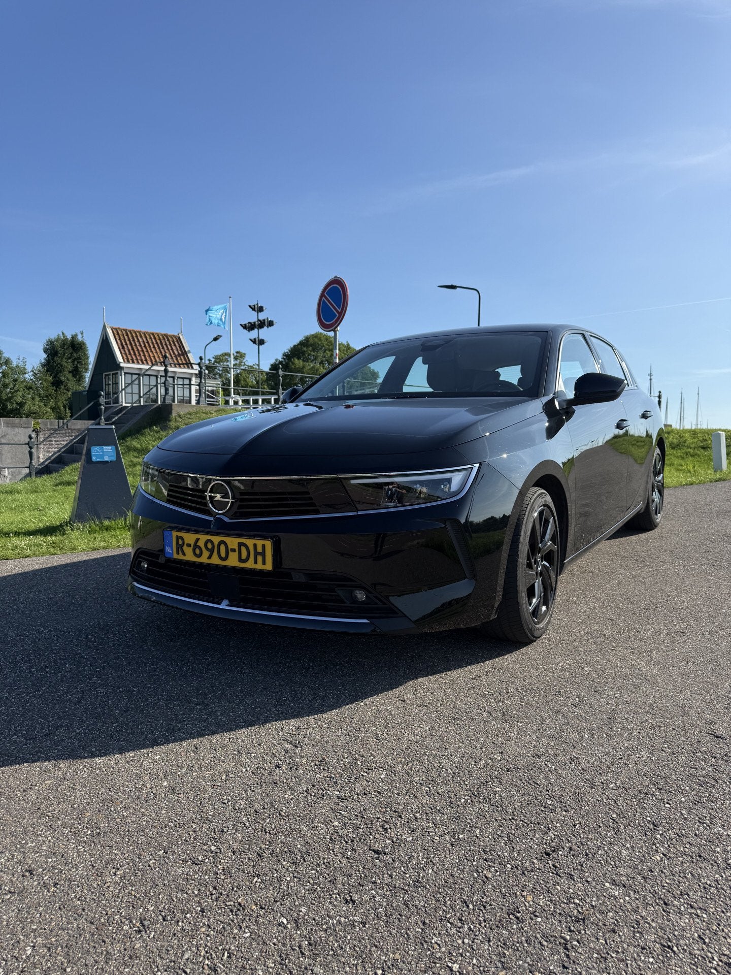 Opel Astra 1.2 Edition bj juni2022/parkeersensoren/applecarp, Voorwielaandrijving, Stof, Euro 6, Zwart
