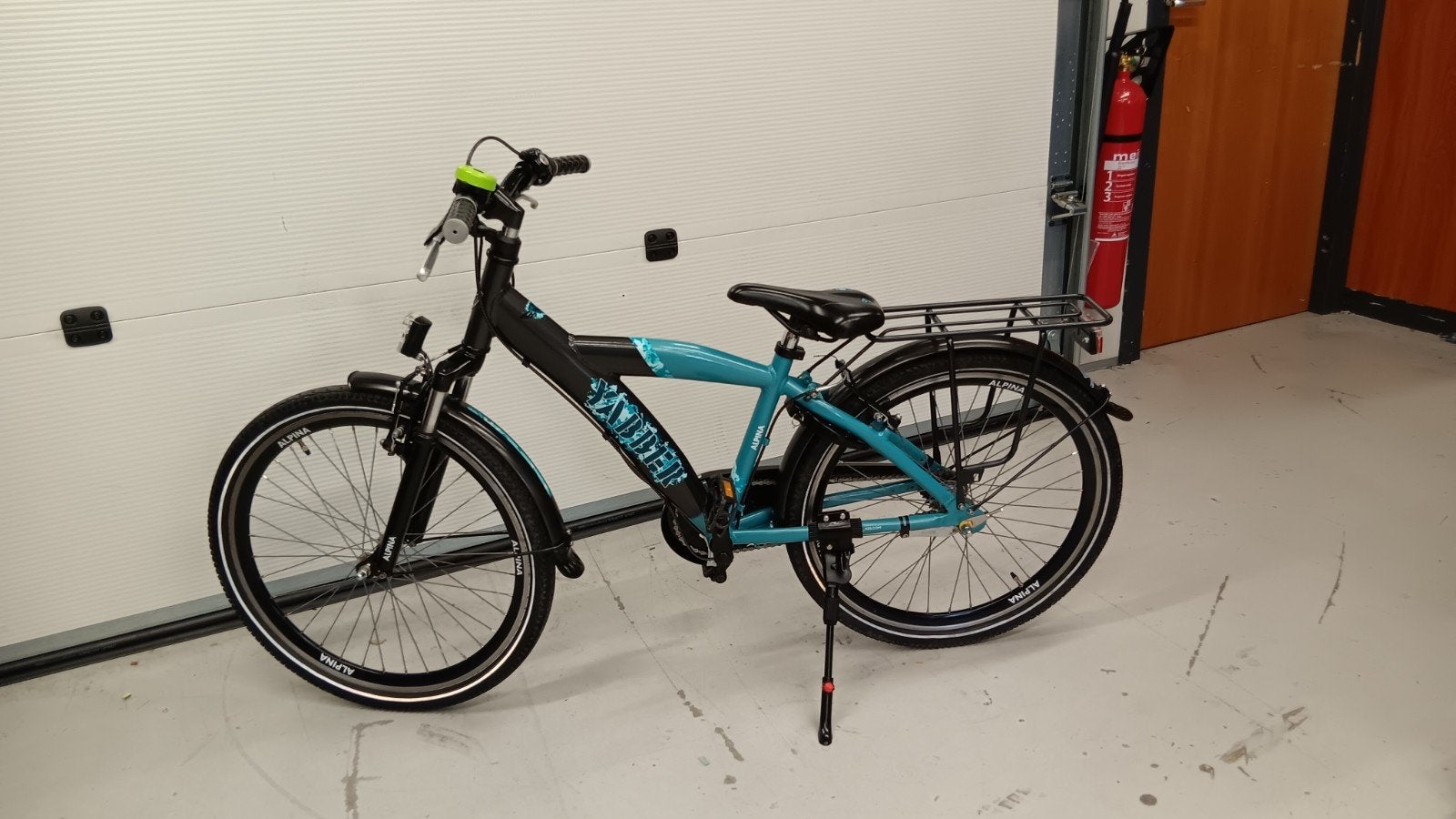 nette alpina yabber 24inch 3 versnellingen geen roest, Ophalen