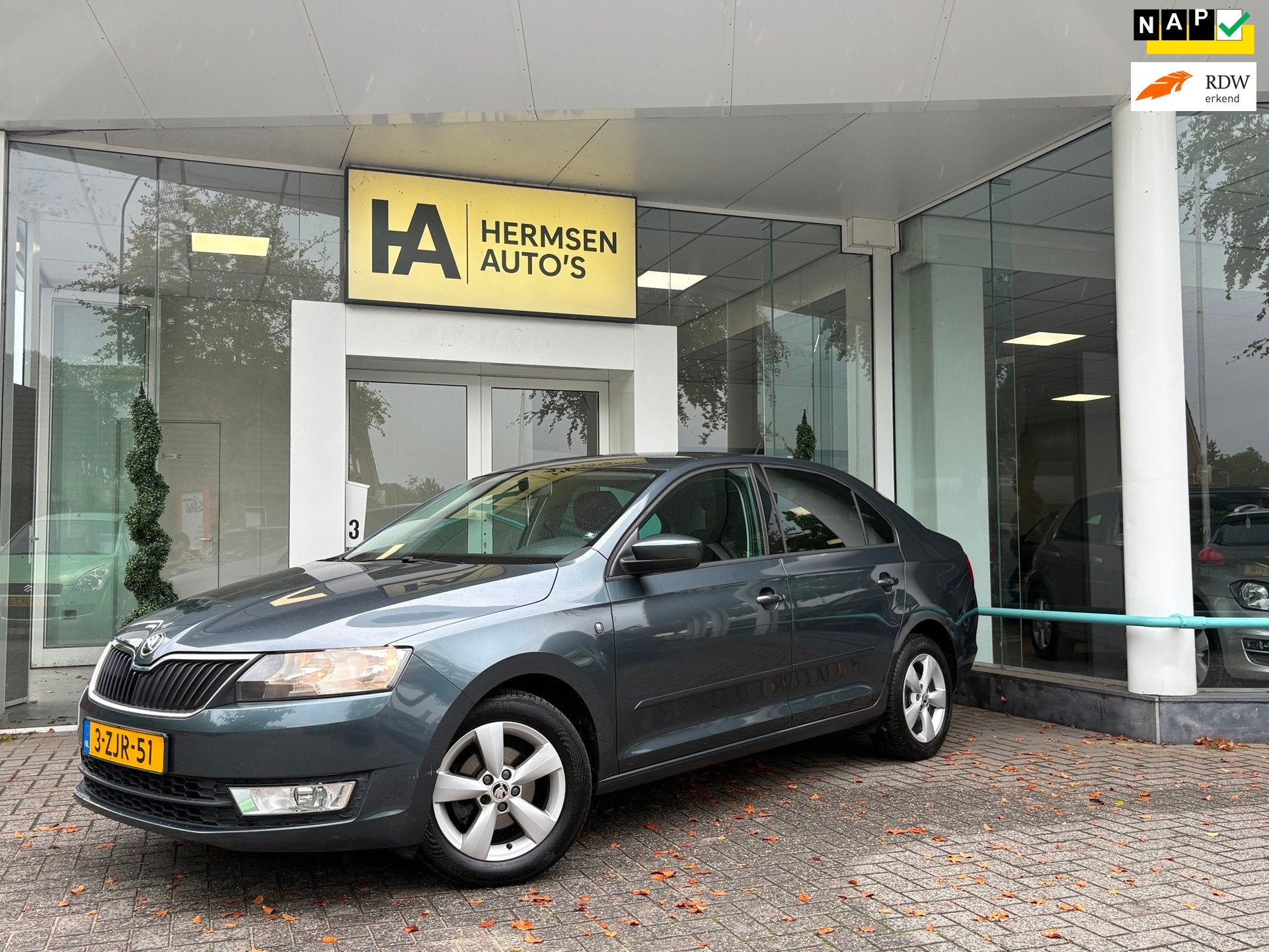 Skoda Rapid 1.2 TSI Businessline|1e eig|BlueTooth|Cruise|, Voorwielaandrijving, Euro 5, Gebruikt, Zwart