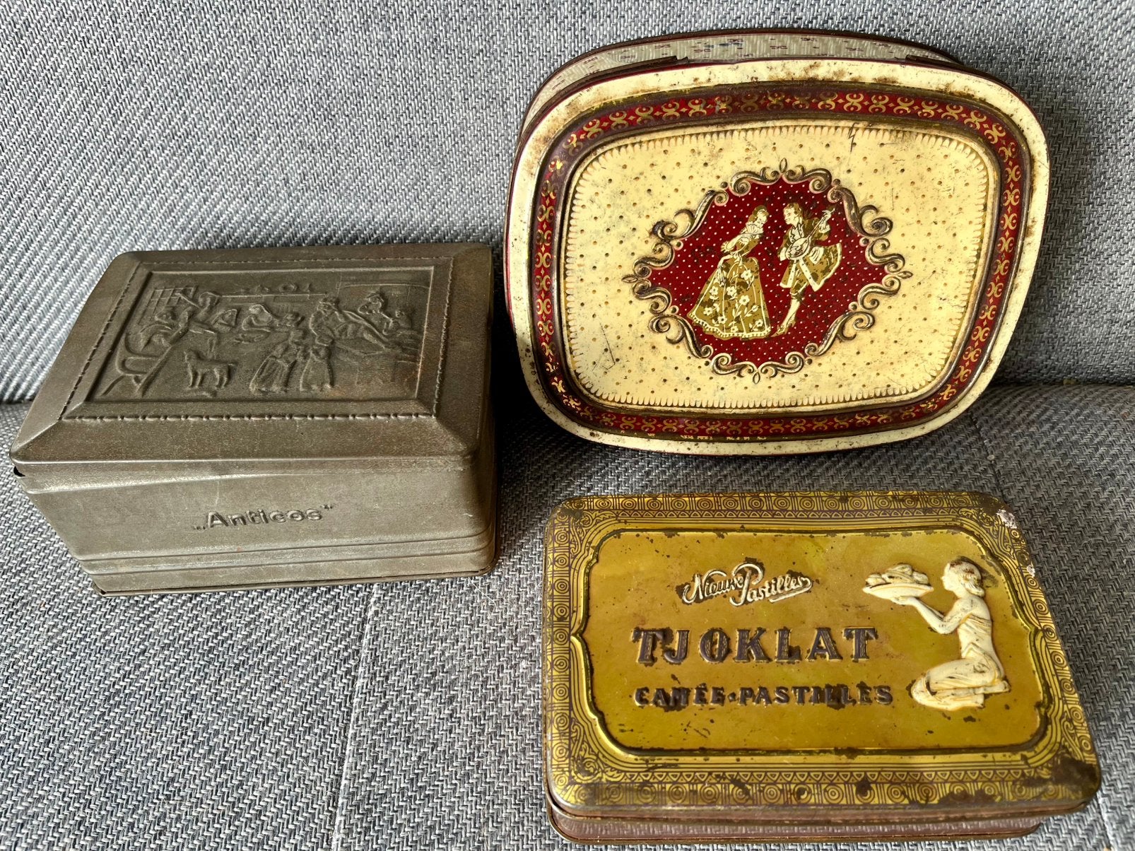 3 vintage blikken Verkade Tjoklat en oud reliëfblik, Ophalen of Verzenden, Gebruikt, Koek(jes), Overige merken