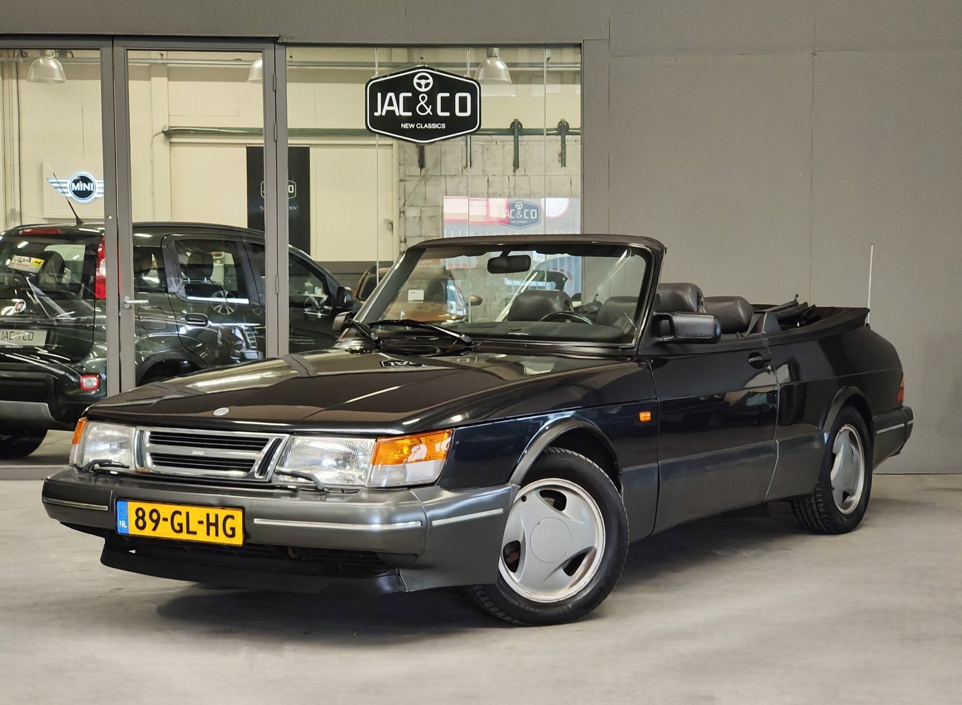 Saab 900 Cabrio 2.0 SE Turbo 16V Zwart Leer - Nette Kap, Auto's, Saab, Voorwielaandrijving, Zwart, 4 cilinders, Cabriolet