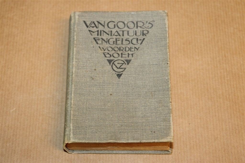 Van Goor\'s Miniatuur Woordenboek — Engels 1927 Antiek, Boeken, Woordenboeken, Ophalen of Verzenden, Gelezen, Van Dale, Engels