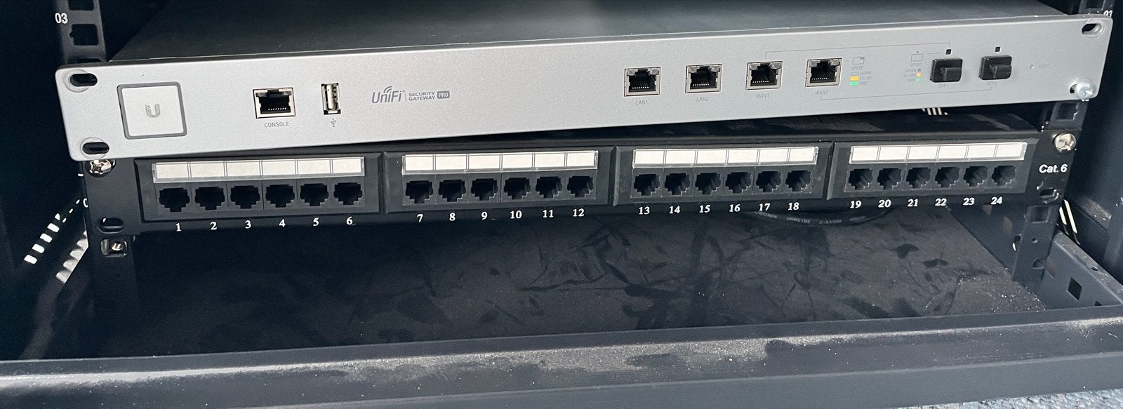 Ubiquiti UniFi Security Gateway Pro (USG-PRO-4), Computers en Software, Ophalen, Gebruikt