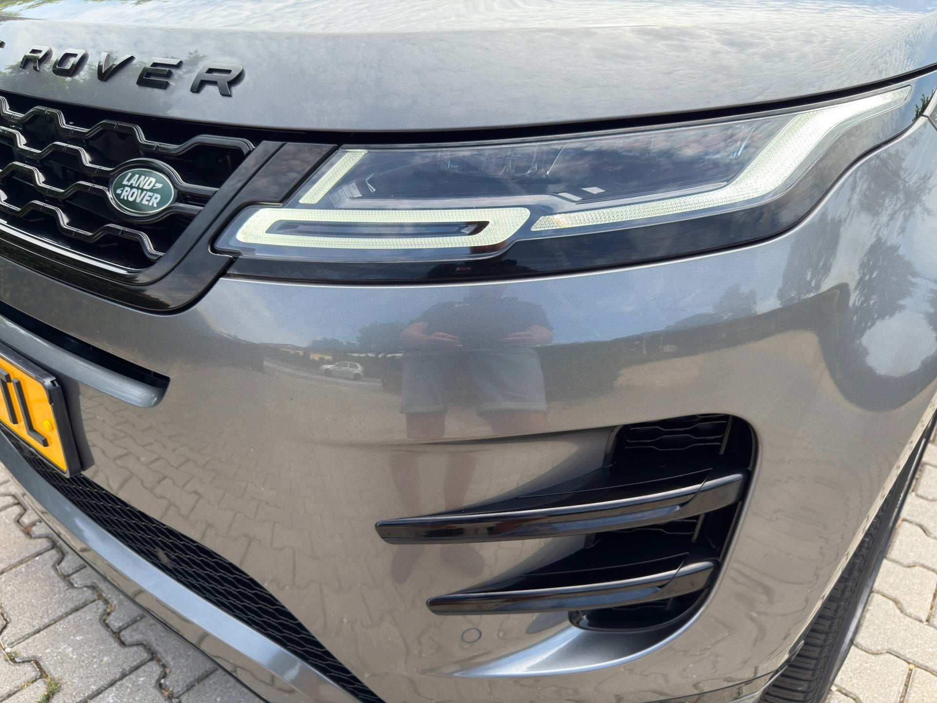 Foto 28 van Land Rover Range Rover Evoque 2.0 P200 AWD R-Dynamic HSE BLA