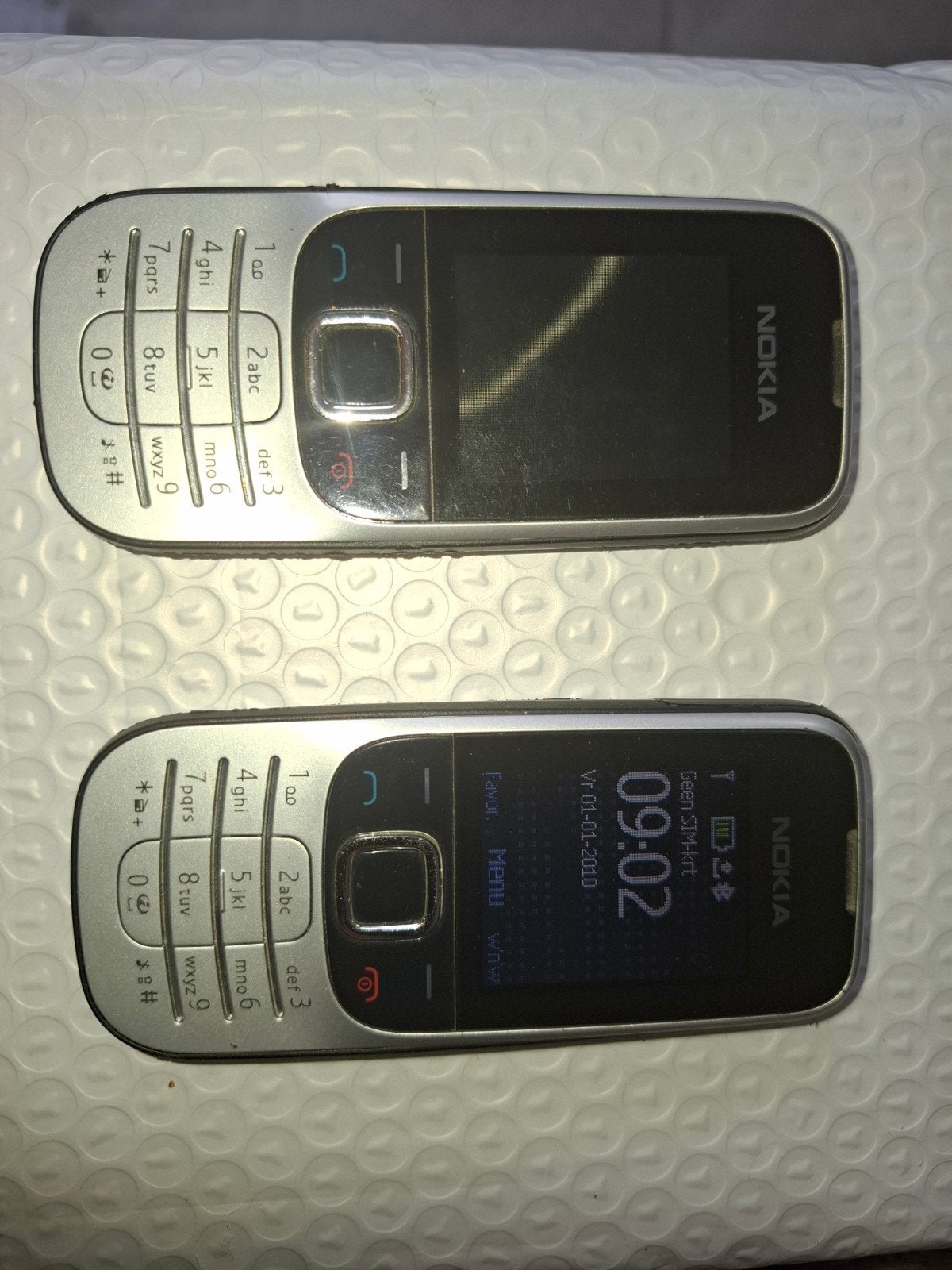 2x Nokia 2230c-2 in zeer goede staat, Telecommunicatie, Mobiele telefoons | Nokia, Zwart, Fysiek toetsenbord, Ophalen of Verzenden
