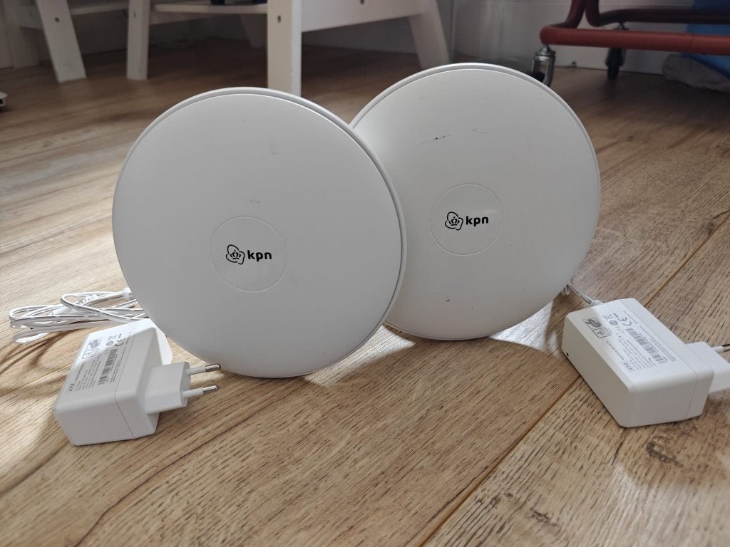 2x KPN SuperWifi WiFi-versterker / Mesh (compleet), Computers en Software, WiFi-versterkers, Ophalen, Zo goed als nieuw, KPN SuperWiFi