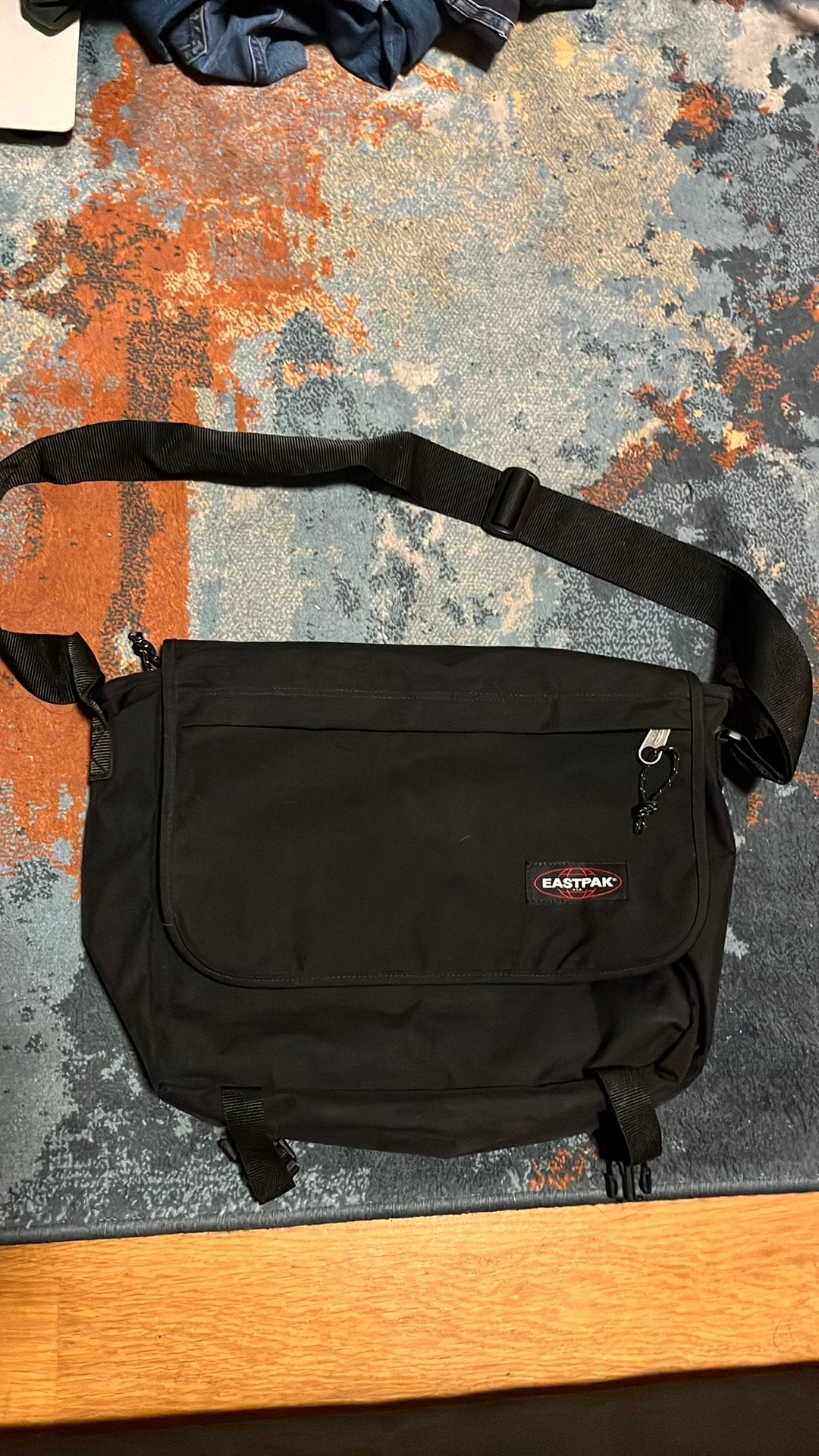 Eastpak schouder tas, Ophalen, 15 inch, Zo goed als nieuw