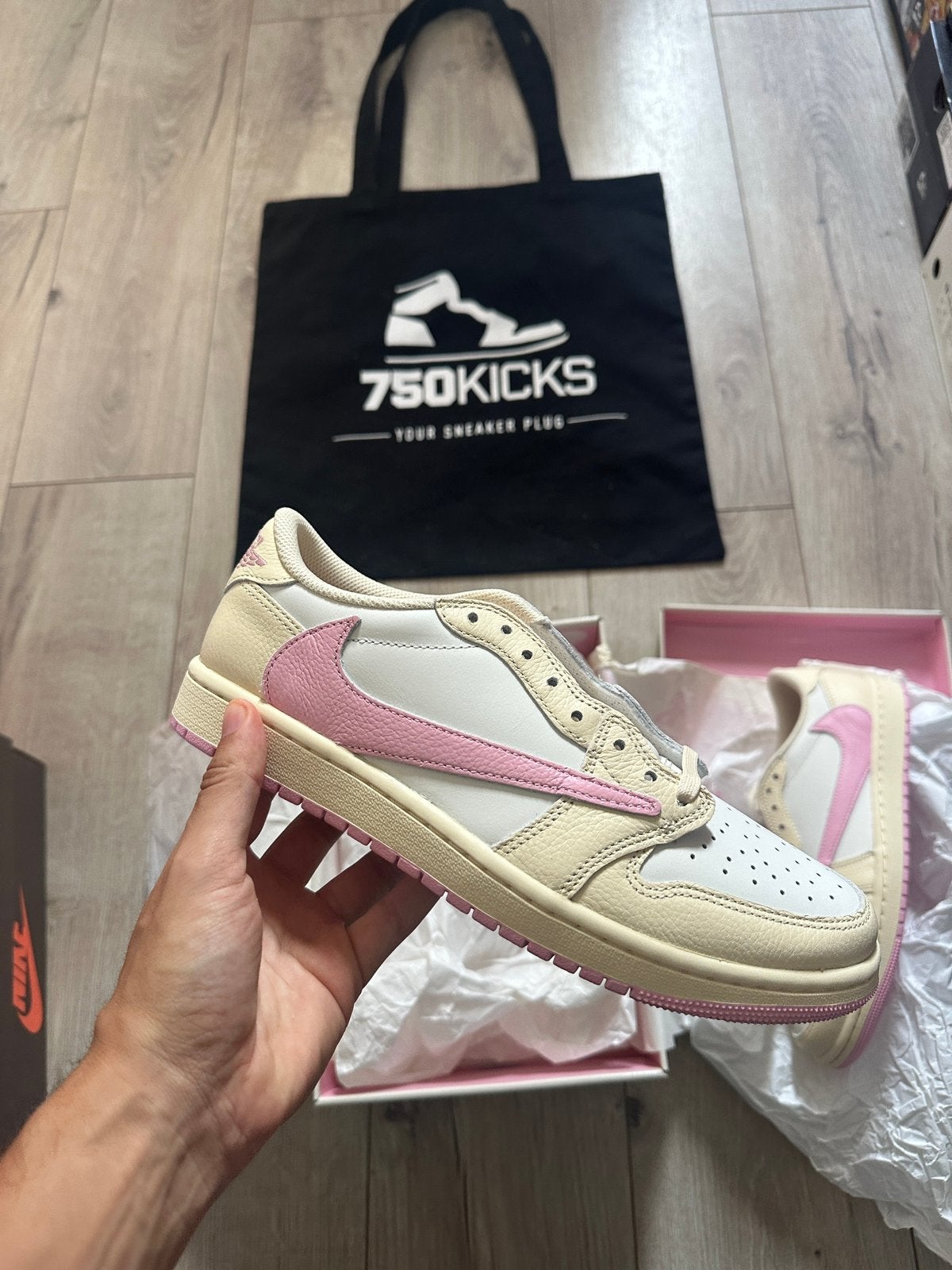 Jordan 1 Retro Low OG SP Travis Scott Shy Pink Maat EU42, Overige kleuren, Nieuw, Ophalen of Verzenden, Sneakers of Gympen