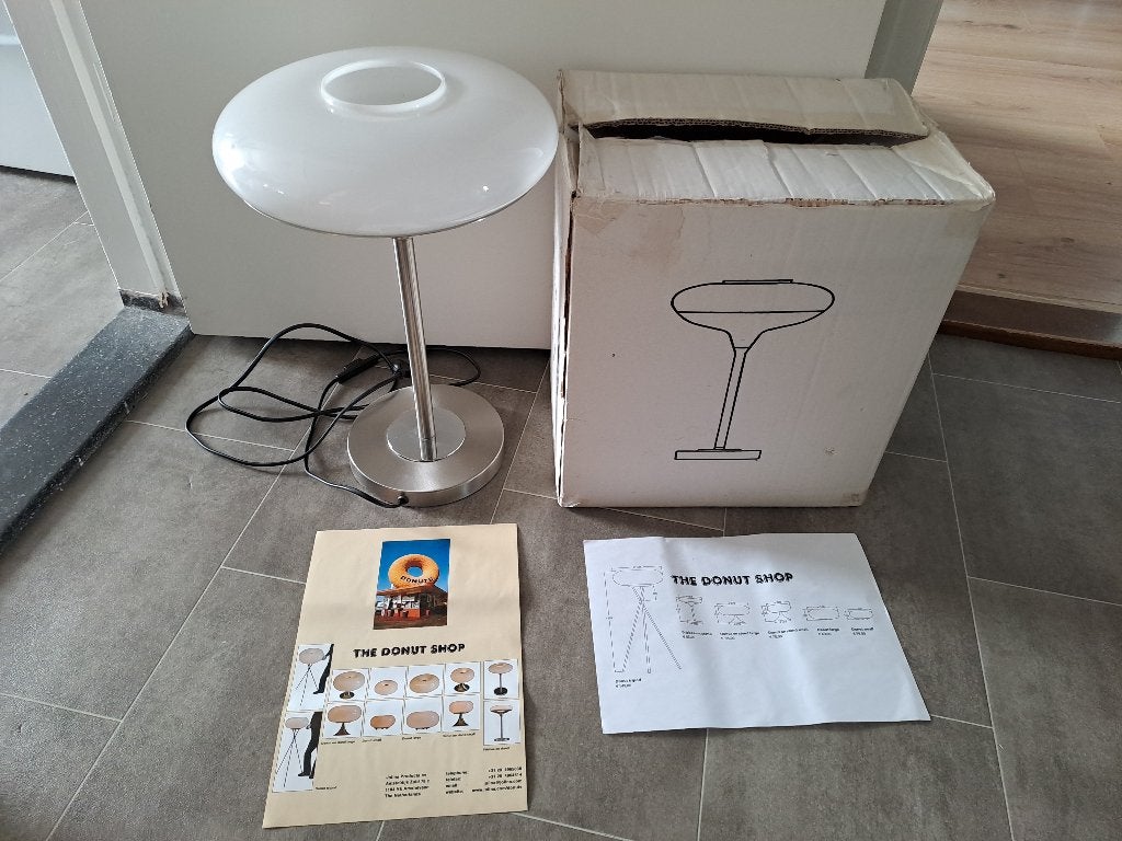 Donut lamp. Frisbee on stand. Tafellamp, Ophalen, Wit, E27 (groot), Zo goed als nieuw