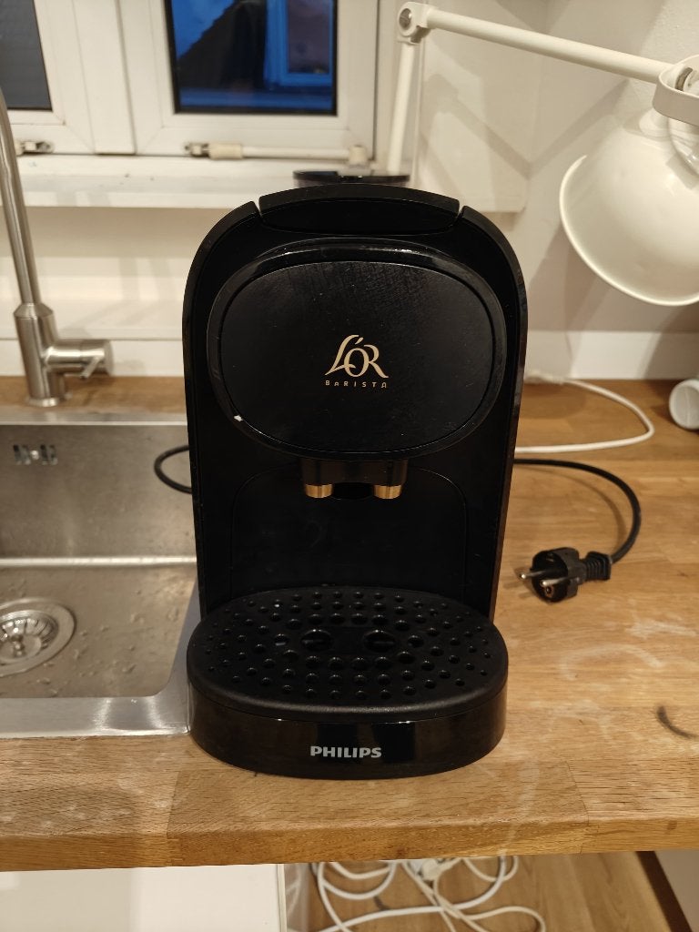 Koffiecup machine L'OR, Ophalen, Koffiemachine, Zo goed als nieuw, 4 tot 10 kopjes