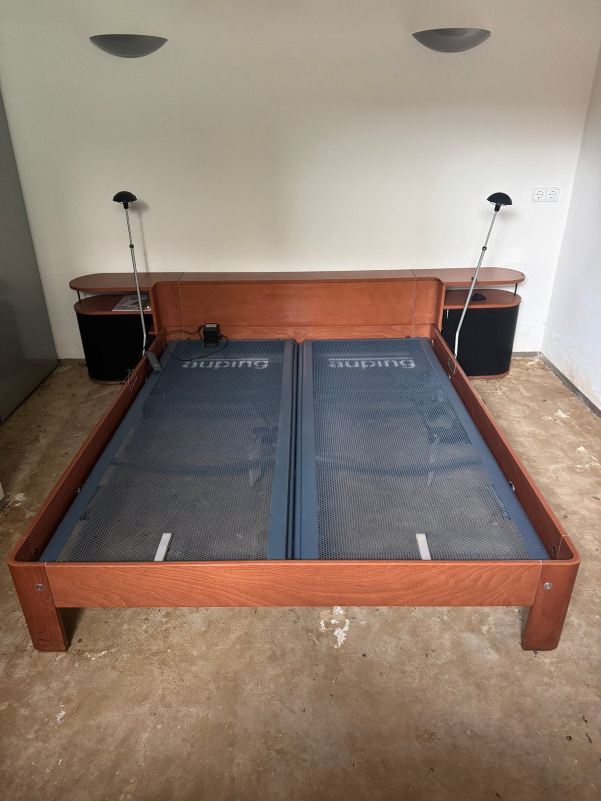 Auping Autonde bed met verstelbare bedbodems, Bruin, Tweepersoons, Ophalen of Verzenden, 200 cm