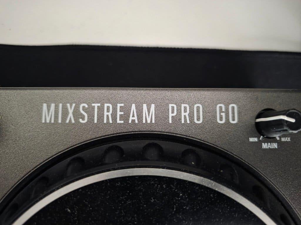 Numark Mixstream Pro Go, Muziek en Instrumenten, Dj-sets en Draaitafels, Ophalen of Verzenden, Zo goed als nieuw, Dj-set, Numark
