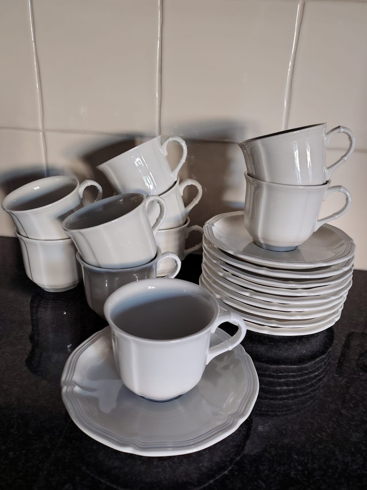 TIEN ZO GOED ALS NIEUWE KOP EN SCHOTELS VAN VILLEROY & BOCH, Huis en Inrichting, Keuken | Servies, Klassiek, Villeroy & Boch, Ophalen of Verzenden
