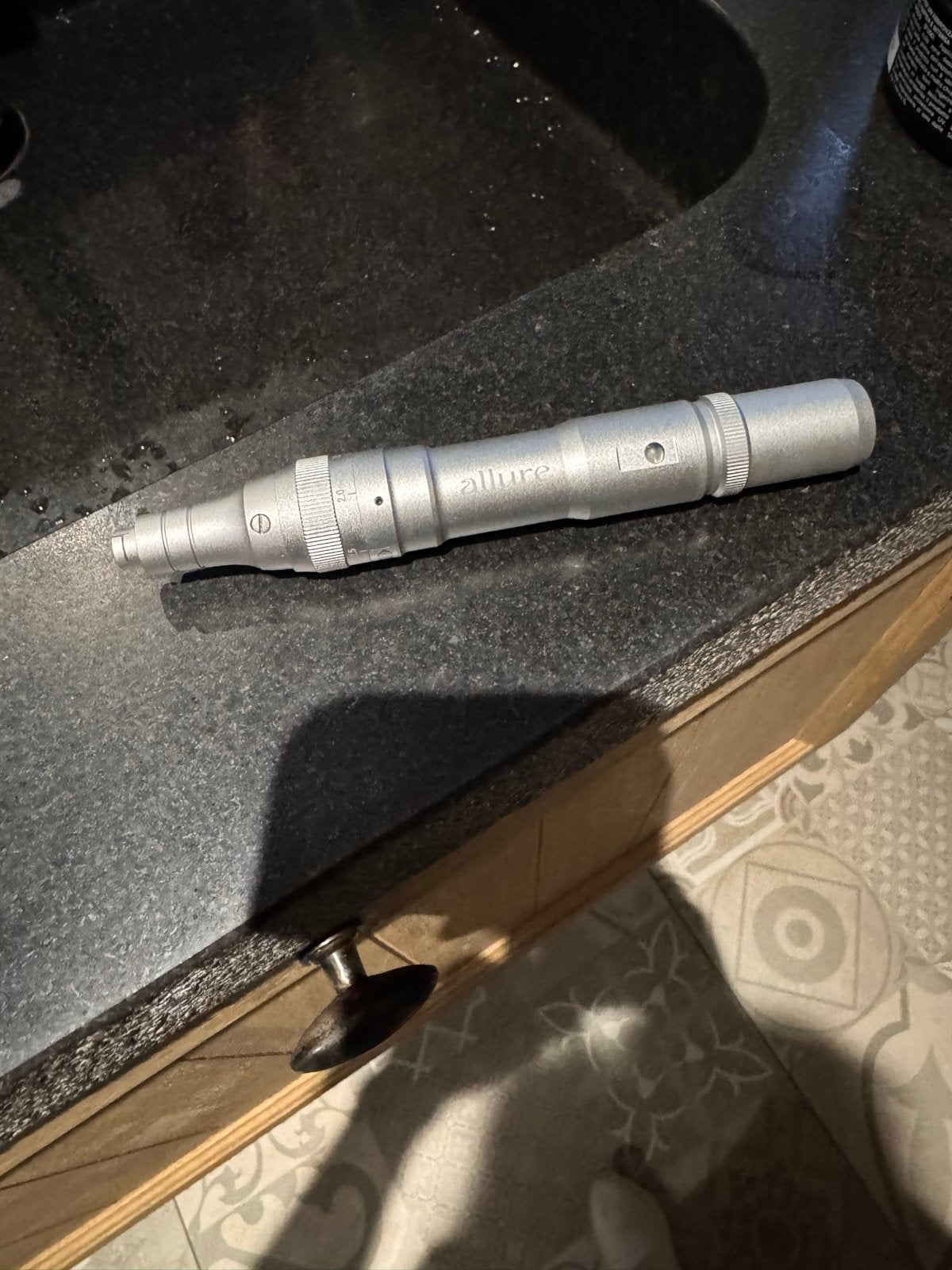 Allure Microneedling Pen met Hyaluronzuur en Naalden, Ophalen of Verzenden, Zo goed als nieuw, Overige typen