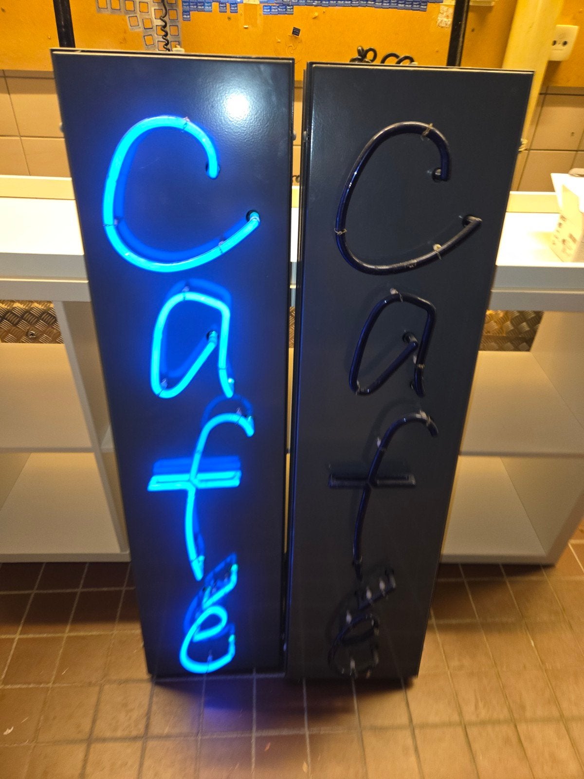 Neon "Cafe" Lichtreclame - Set van 2, Ophalen of Verzenden