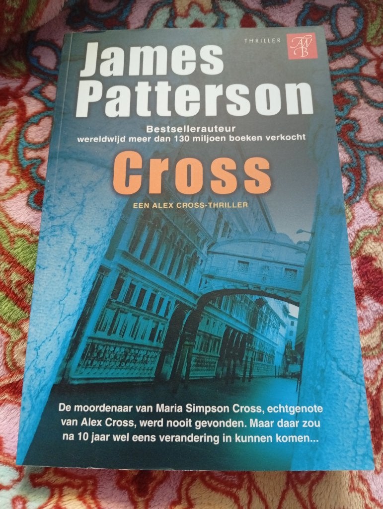 Cross - James Patterson, Ophalen of Verzenden, Zo goed als nieuw, James Patterson