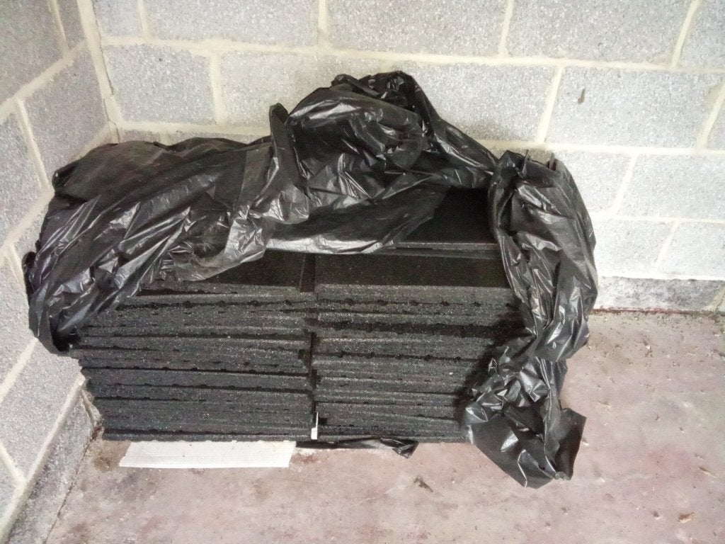 Rubber tegel 20 mm - 50 x 50 cm - Zwart +-40 stuks, Doe-het-zelf en Verbouw, Ophalen, 40 tot 60 cm, 5 tot 10 m², Zo goed als nieuw