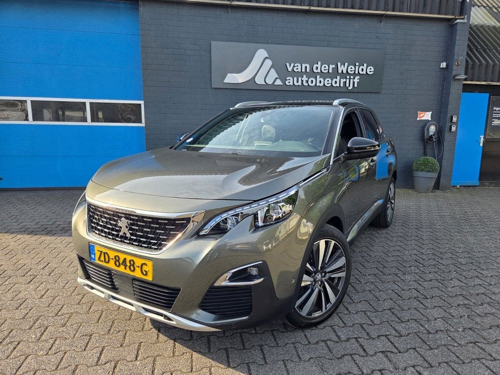 Peugeot 3008 1.2 PureTech GT Line, Voorwielaandrijving, Gebruikt, 1199 cc, Leder en Stof