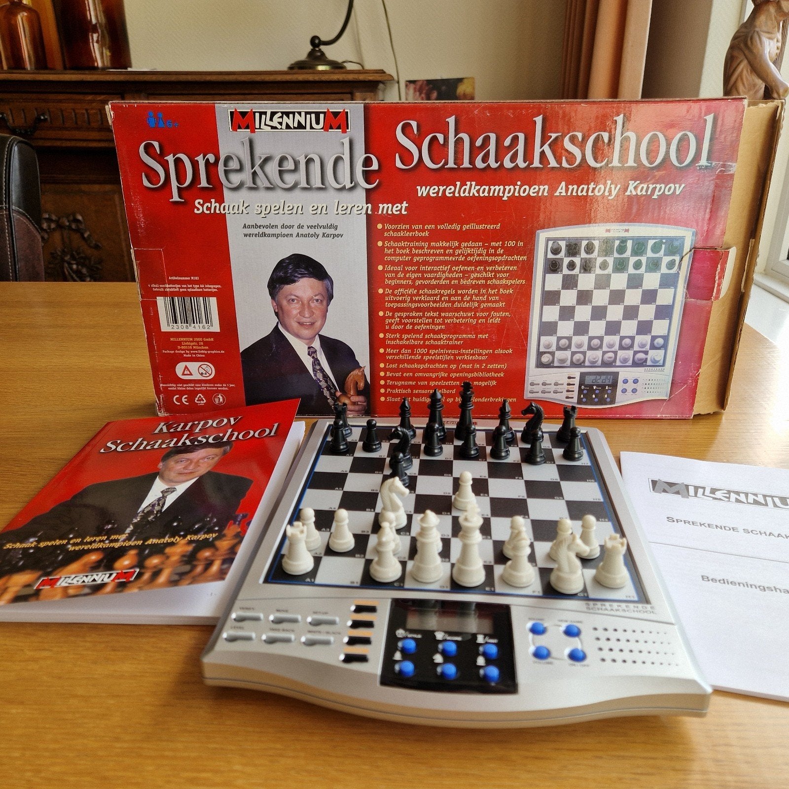 sprekende schaakcomputer, Ophalen of Verzenden, Minder dan 500 stukjes, Zo goed als nieuw
