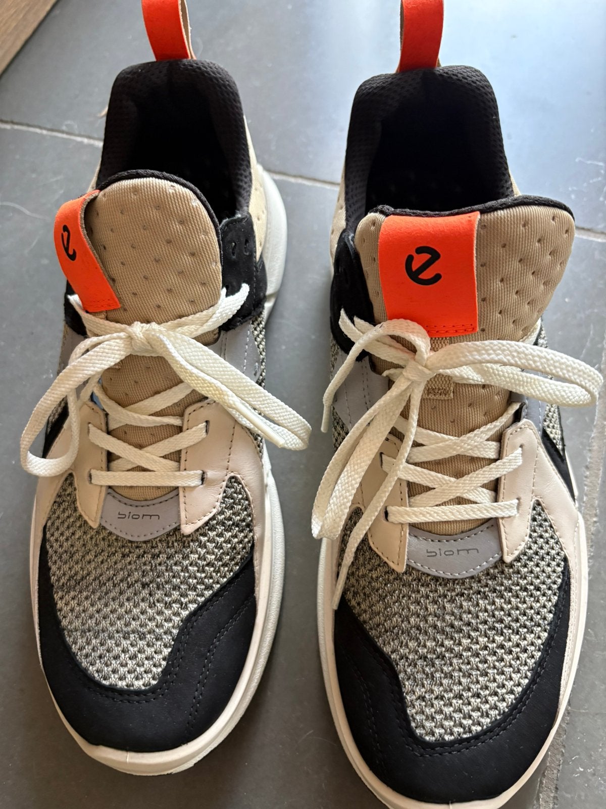 Gloednieuwe Ecco heren sneakers maat 44, Kleding | Heren, Schoenen, Ophalen of Verzenden, Zo goed als nieuw, Zwart