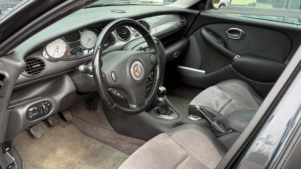 MG ZT 2.5 V6 190 ✅1e eigenaar ✅ NL auto ✅89.000km (NAP, Auto's, MG, Voorwielaandrijving, Gebruikt, Zwart, Bedrijf