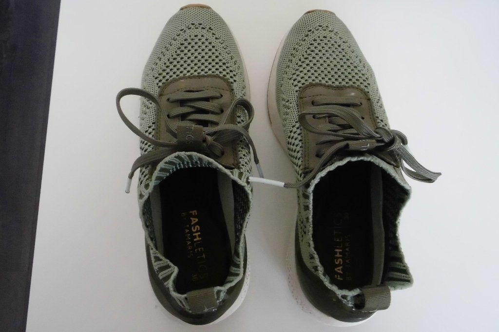 sneakers maat 36, Kleding | Dames, Schoenen, Ophalen of Verzenden, Zo goed als nieuw, Groen, Sneakers of Gympen