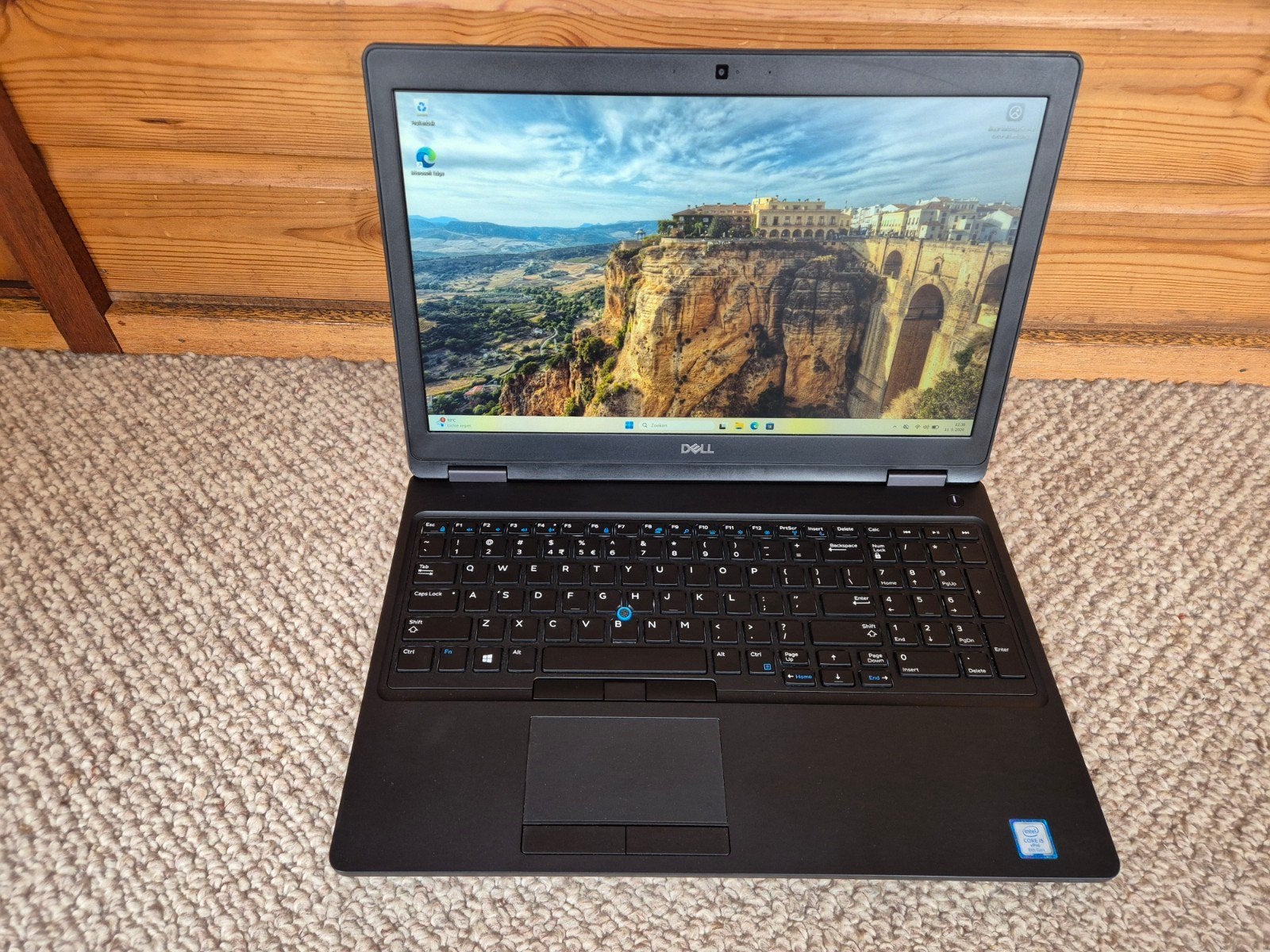 Als Nieuw Dell Latitude 5590 i5 8GB DDR4 256GB SSD, Computers en Software, 256 GB, 2 tot 3 Ghz, 8 GB, Ophalen of Verzenden