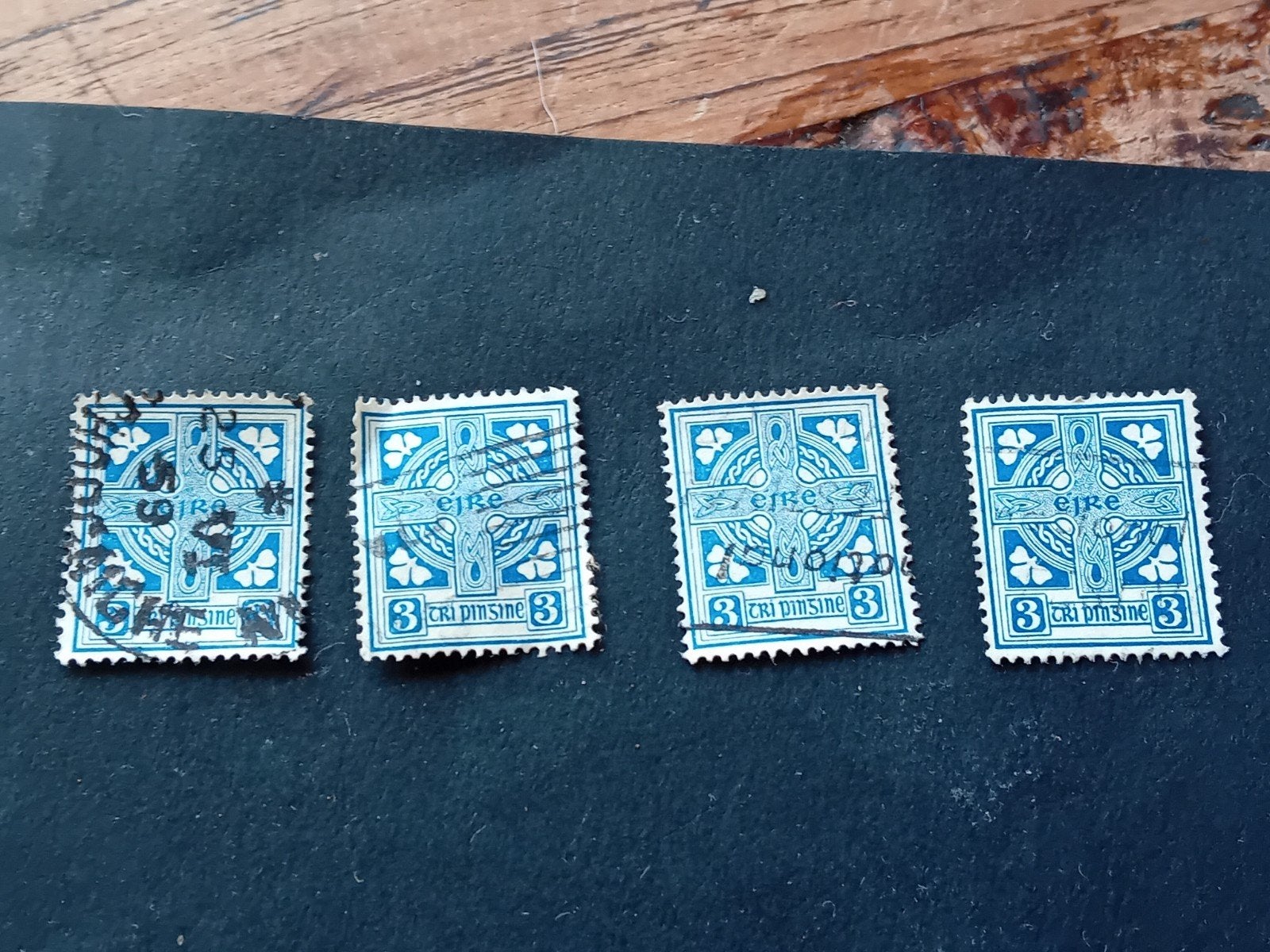 Ierse postzegels Eire 3 Tri Pinsine (4 stuks), Ophalen of Verzenden