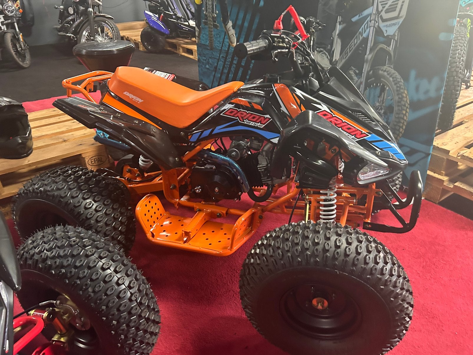 SUPERVETTE 125 CC QAUDS, Ophalen, Nieuw, Schijfrem, Overige typen