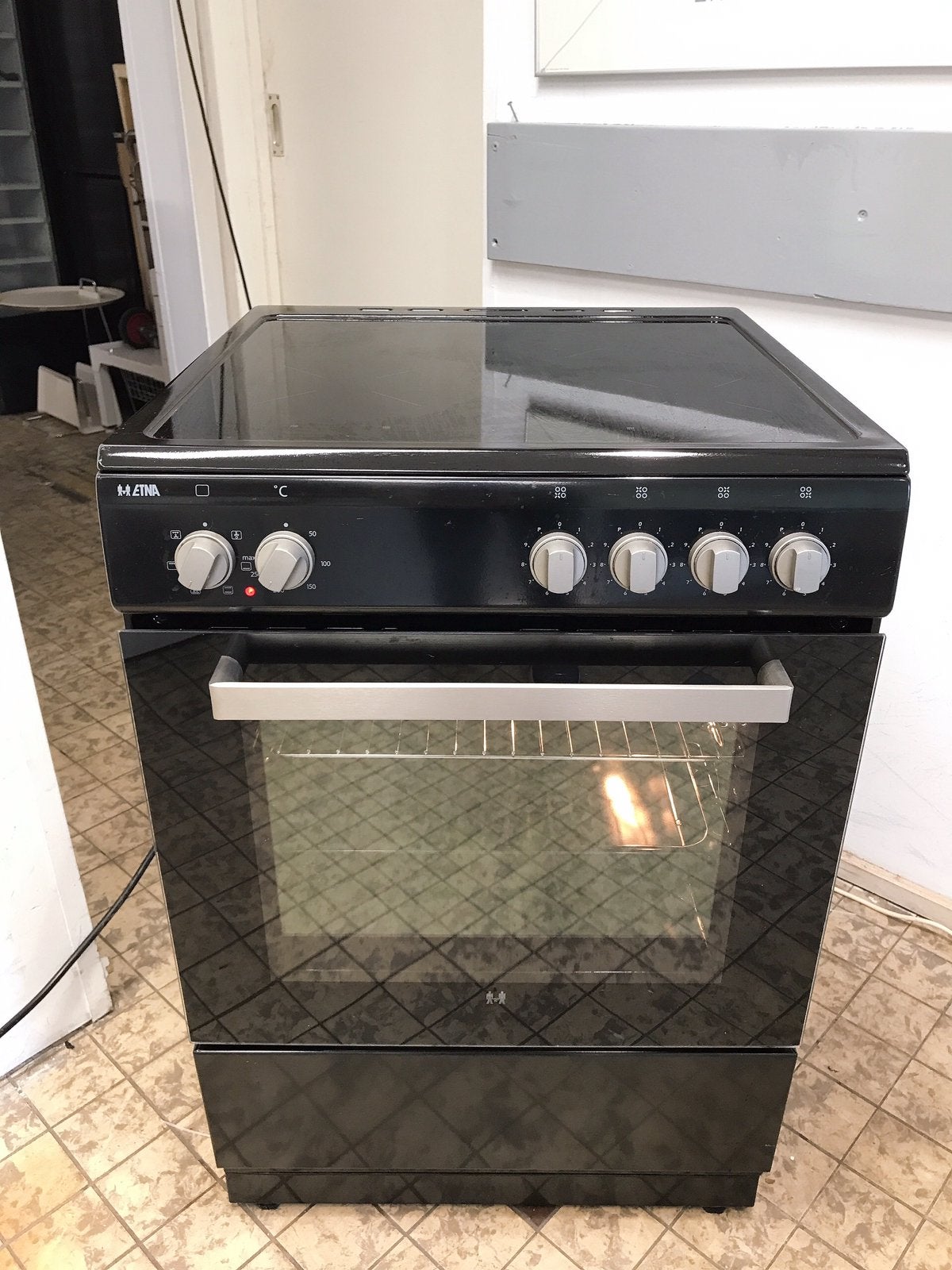 Te koop Etna zwart inductie fornuis op 2 fasen in TopStaat, Hete lucht, Ophalen of Verzenden, 60 cm of meer, Combi-oven