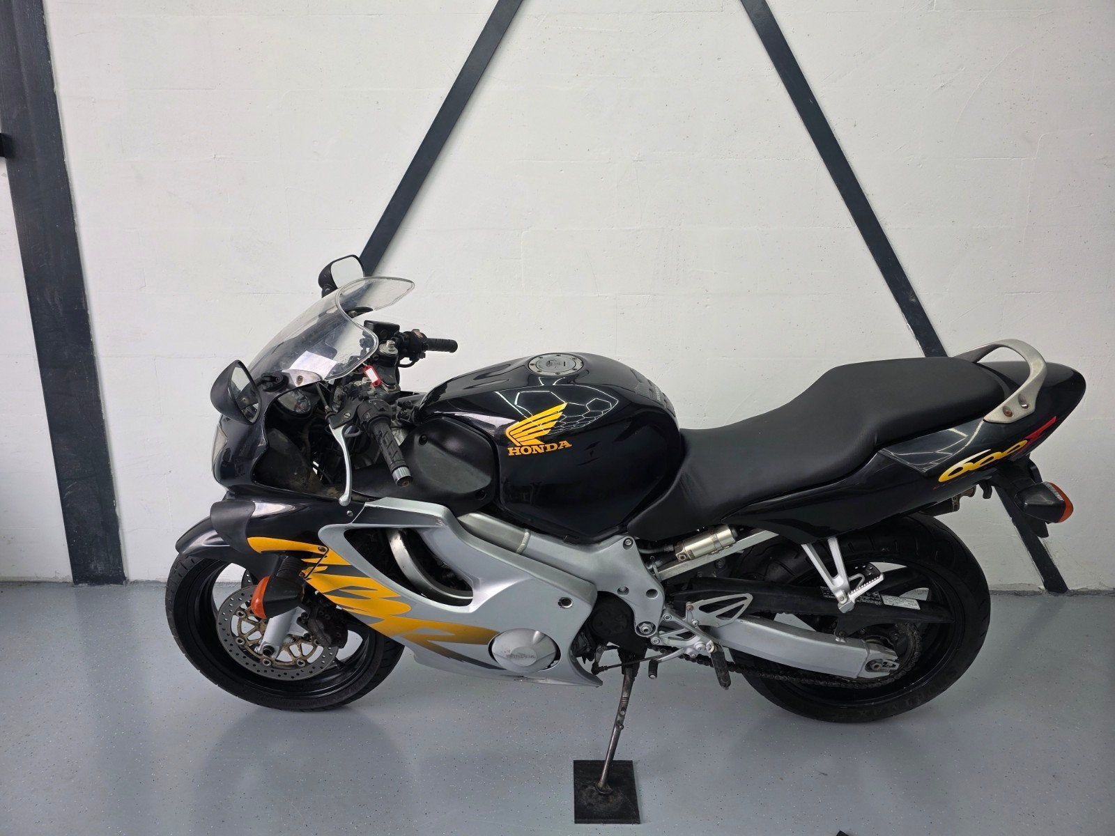 Honda CBR 600 F Sportmotor - Zwart/Geel, Motoren, Honda, Kerkerheidestraat 10, 4 cilinders, Bedrijf