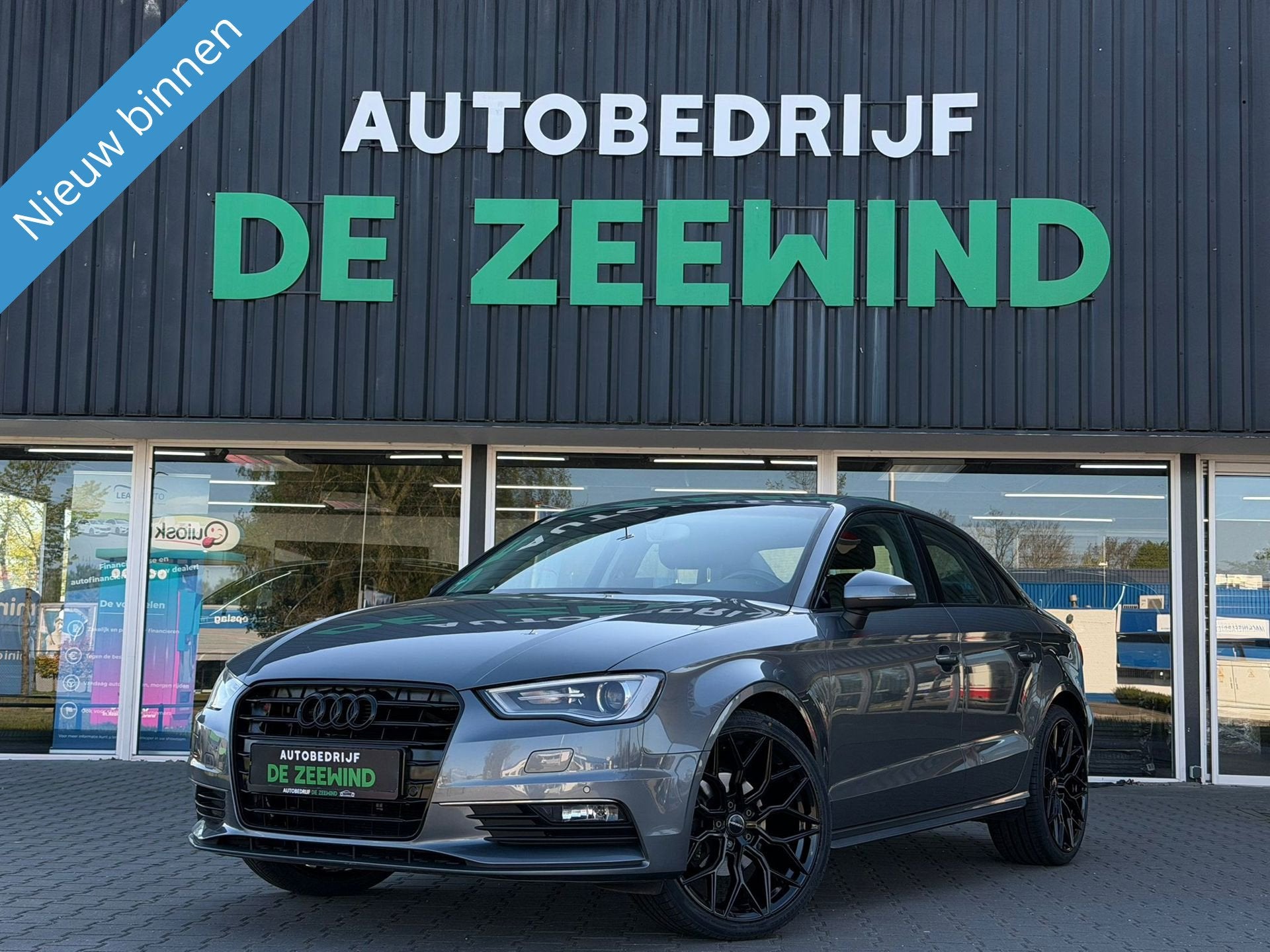 Audi A3 Limousine 1.4 TFSI Ambiente|vol led|Rijklaar, 125 pk, Gebruikt, 4 cilinders, Handgeschakeld