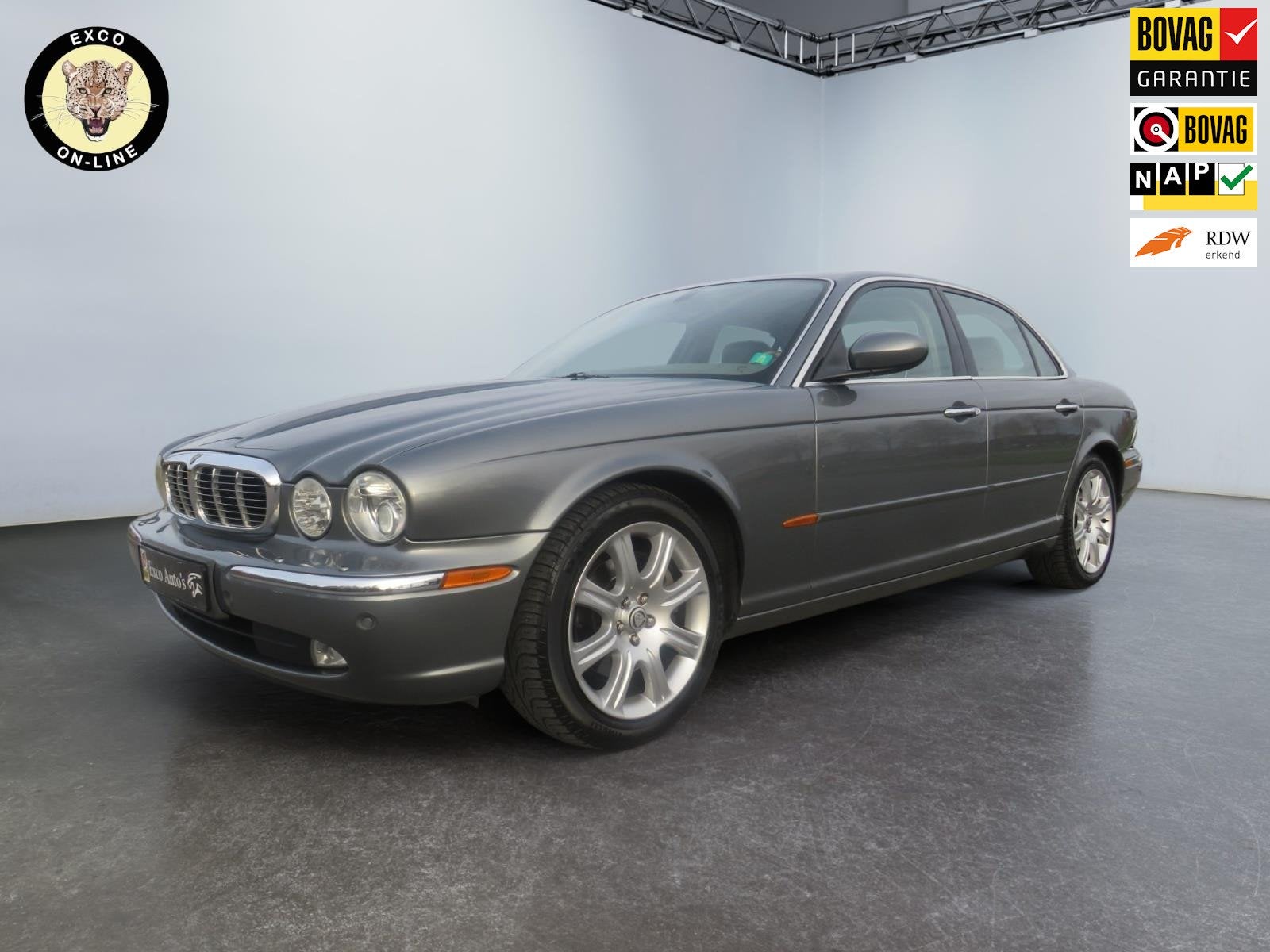 Jaguar XJ 4.2 V8 Executive, Automaat, Dealer onderhouden, Achterwielaandrijving, Gebruikt