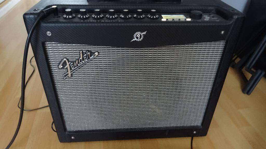 Fender Mustang III versterker 100 watt, Ophalen, Zo goed als nieuw, Gitaar, 100 watt of meer