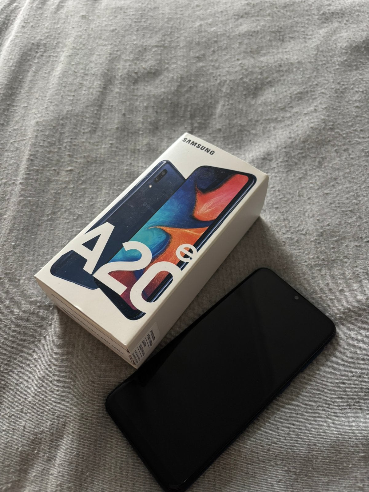 Samsung a20, Gebruikt, Blauw, 32 GB, 3 tot 6 megapixel