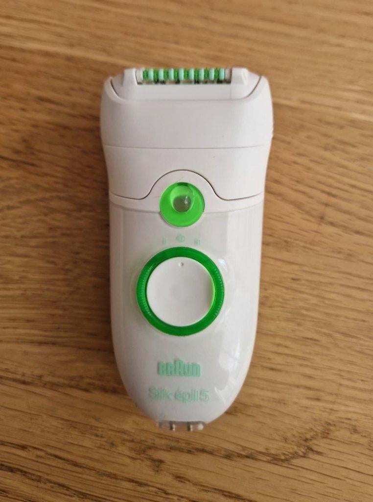 Braun Epilator Silk-épil 5 - amper gebruikt, Ophalen, Zo goed als nieuw, Scheren en Epileren