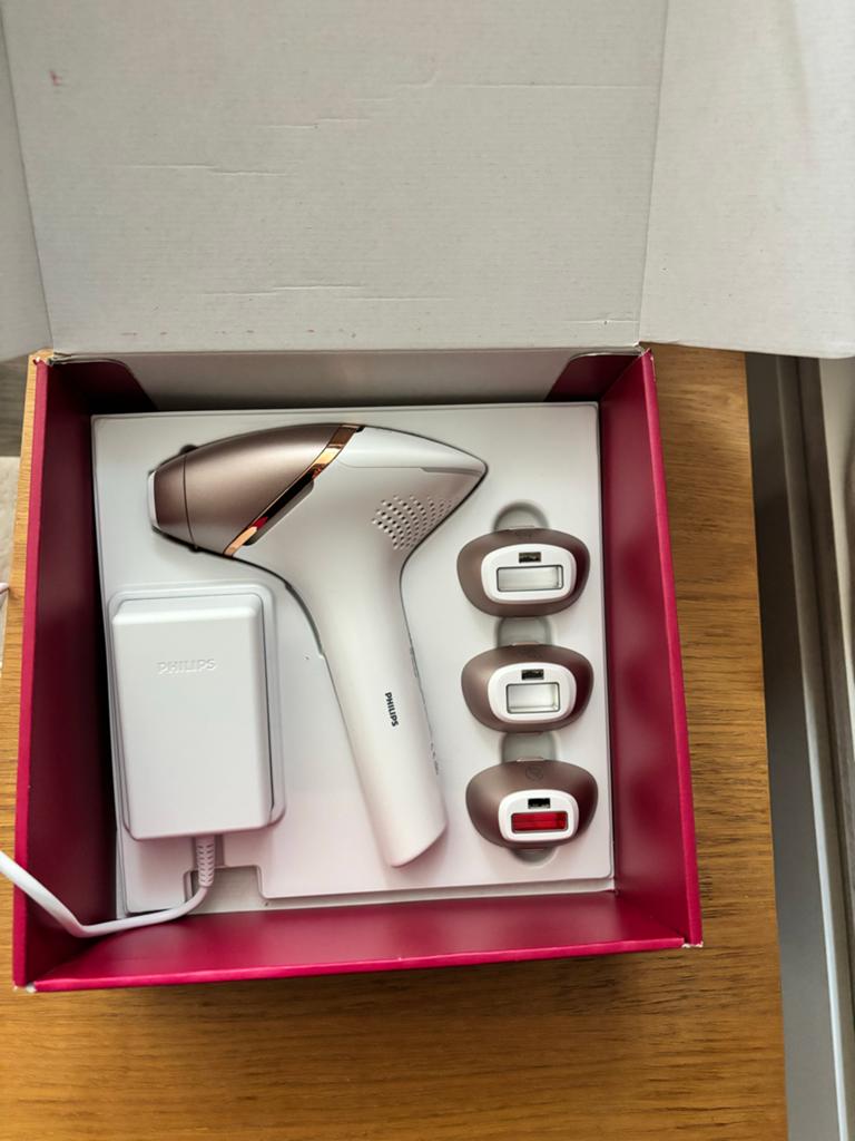 Philips Lumea IPL 9900 Series - IPL Ontharingsapparaat, Eén persoon, Cadeaubon