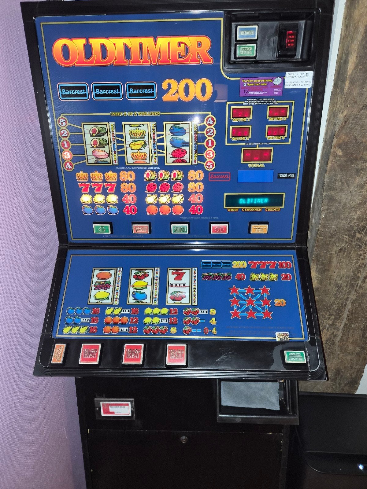 Oldtimer 200 gokkast vrijspelen

Deze gokkast gaat geen geld, Overige munten, Ophalen, Gebruikt
