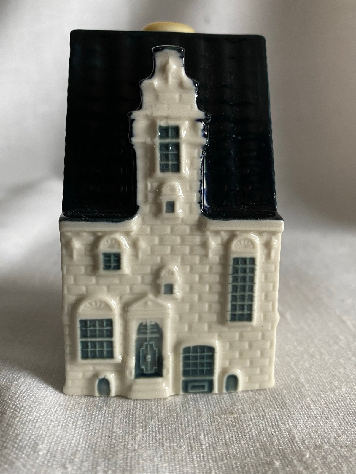 KLM huisje 89 Bols Jenever Delfts Blauw, Ophalen of Verzenden, Zo goed als nieuw, 81 t/m 91, Gevuld