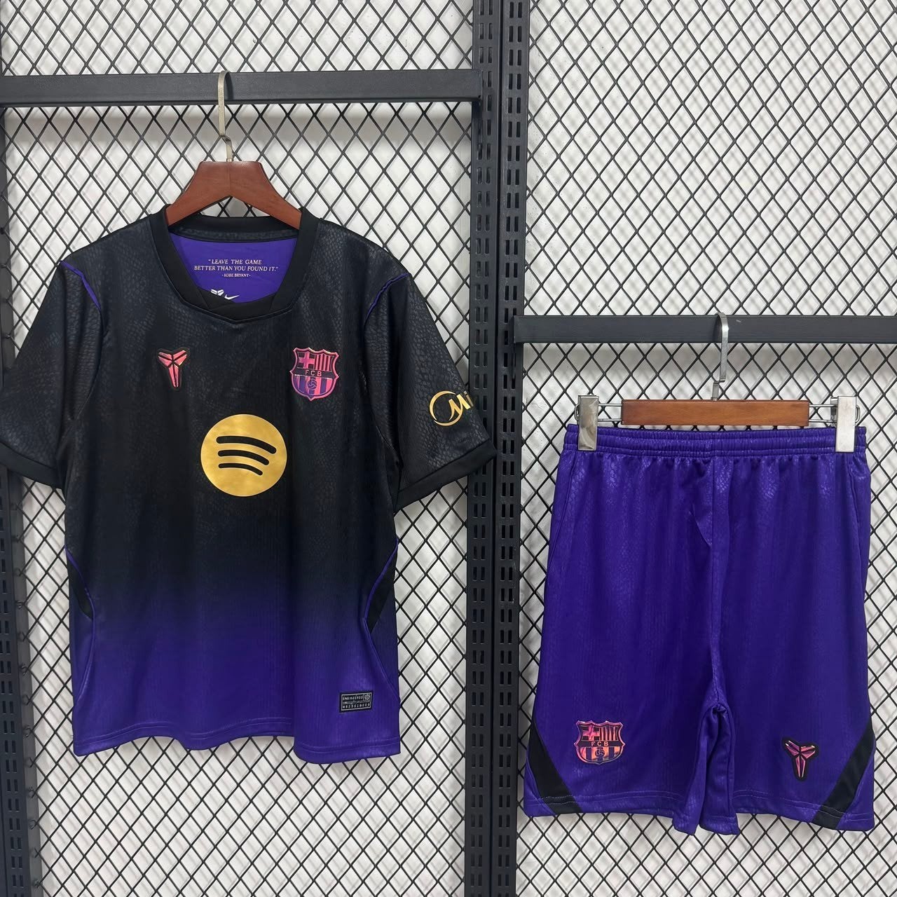 Barcelona Tenue | Incl. Verzending & Bedrukking | Alle Maten, Verzenden, Nieuw, Shirt