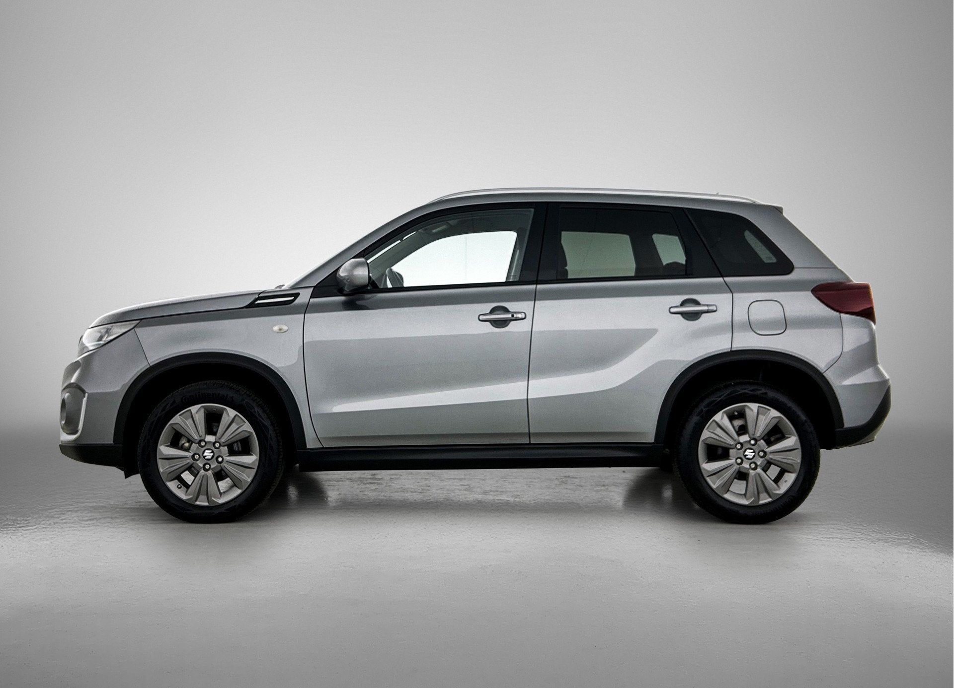 Suzuki Vitara 1.5 Hybrid Select | Apple Carplay / Android Au, Stof, Gebruikt, 4 cilinders, 400 kg