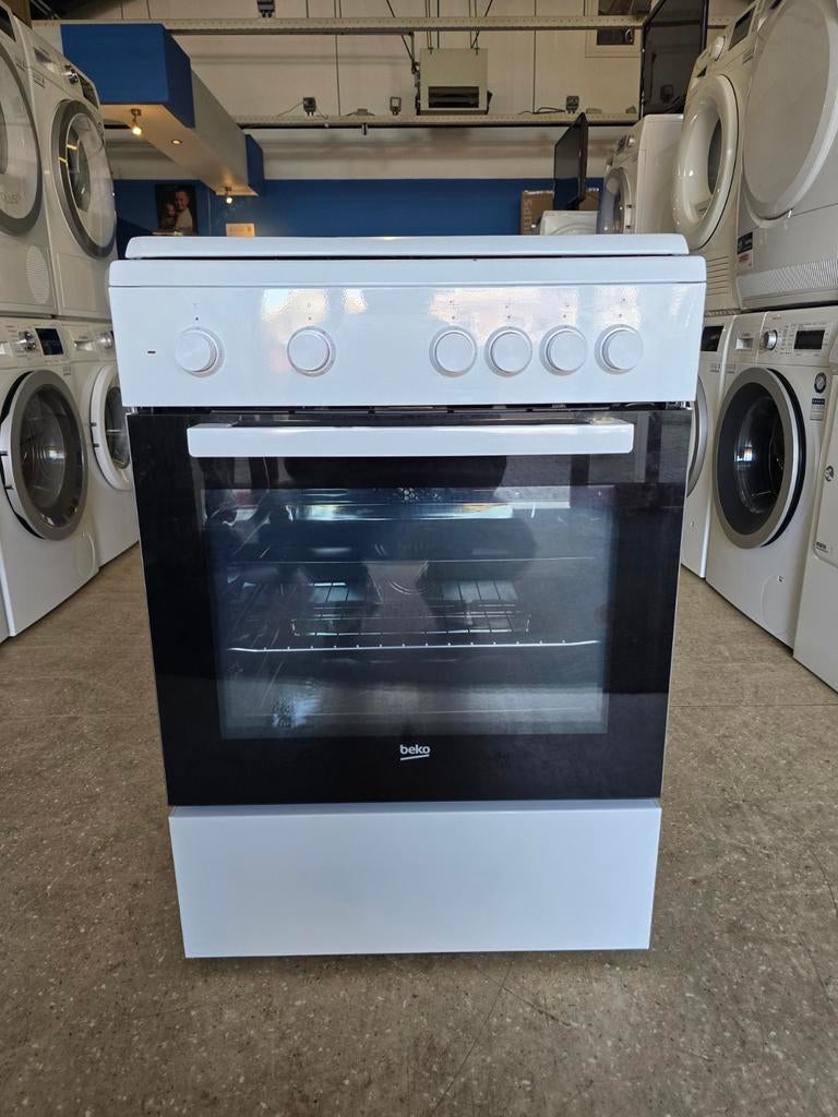 Beko 4 pits gasfornuis | Hete lucht oven | Gratis thuis 🚚✅️, Ophalen, Jirnsum, 60 cm of meer, 4 kookzones